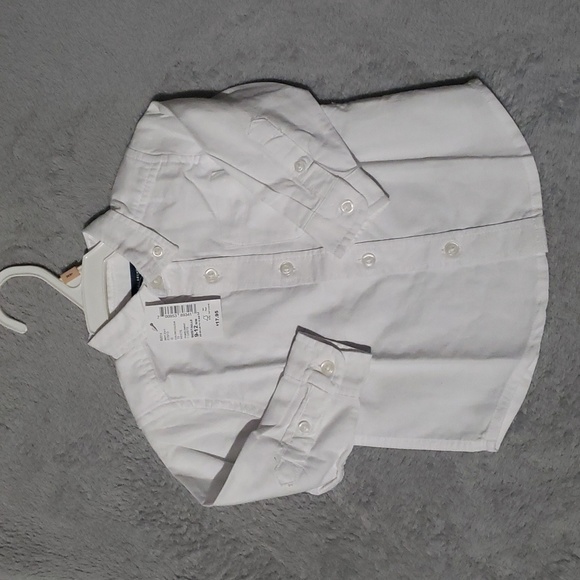 The Childrens Place Long Sleeve NEW 9-12 mths - Picture 2 of 9